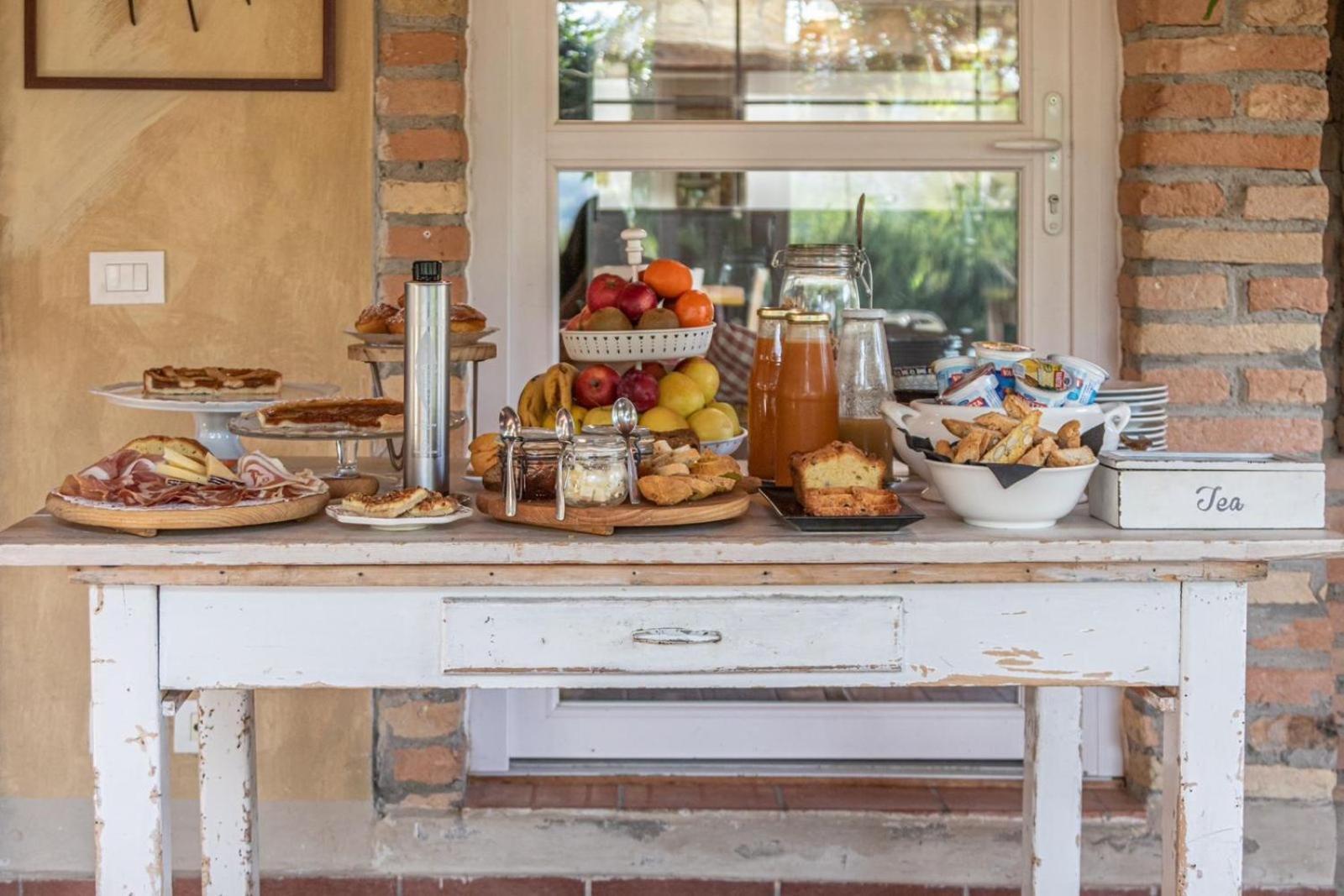הוילה צ'זנה Agricola Casa Cucina Bottega מראה חיצוני תמונה
