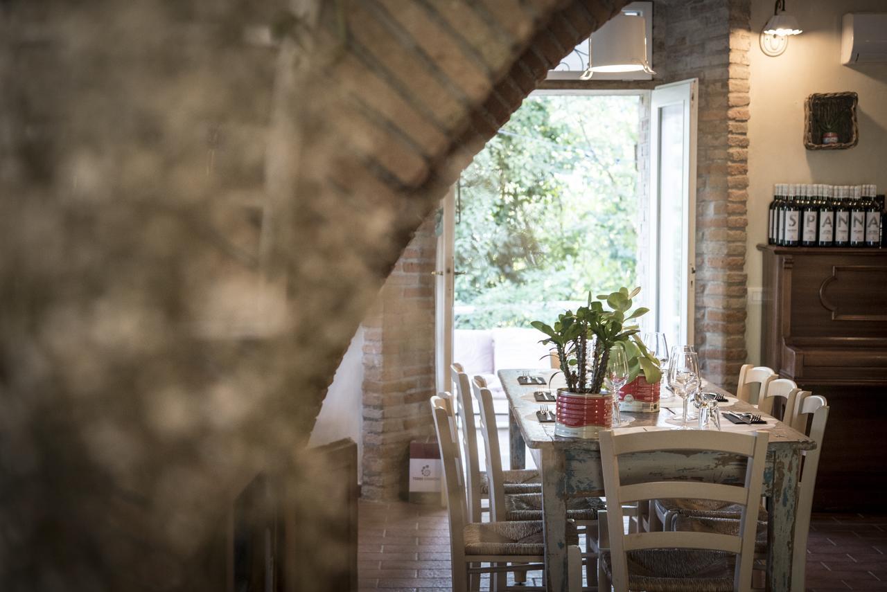 הוילה צ'זנה Agricola Casa Cucina Bottega מראה חיצוני תמונה