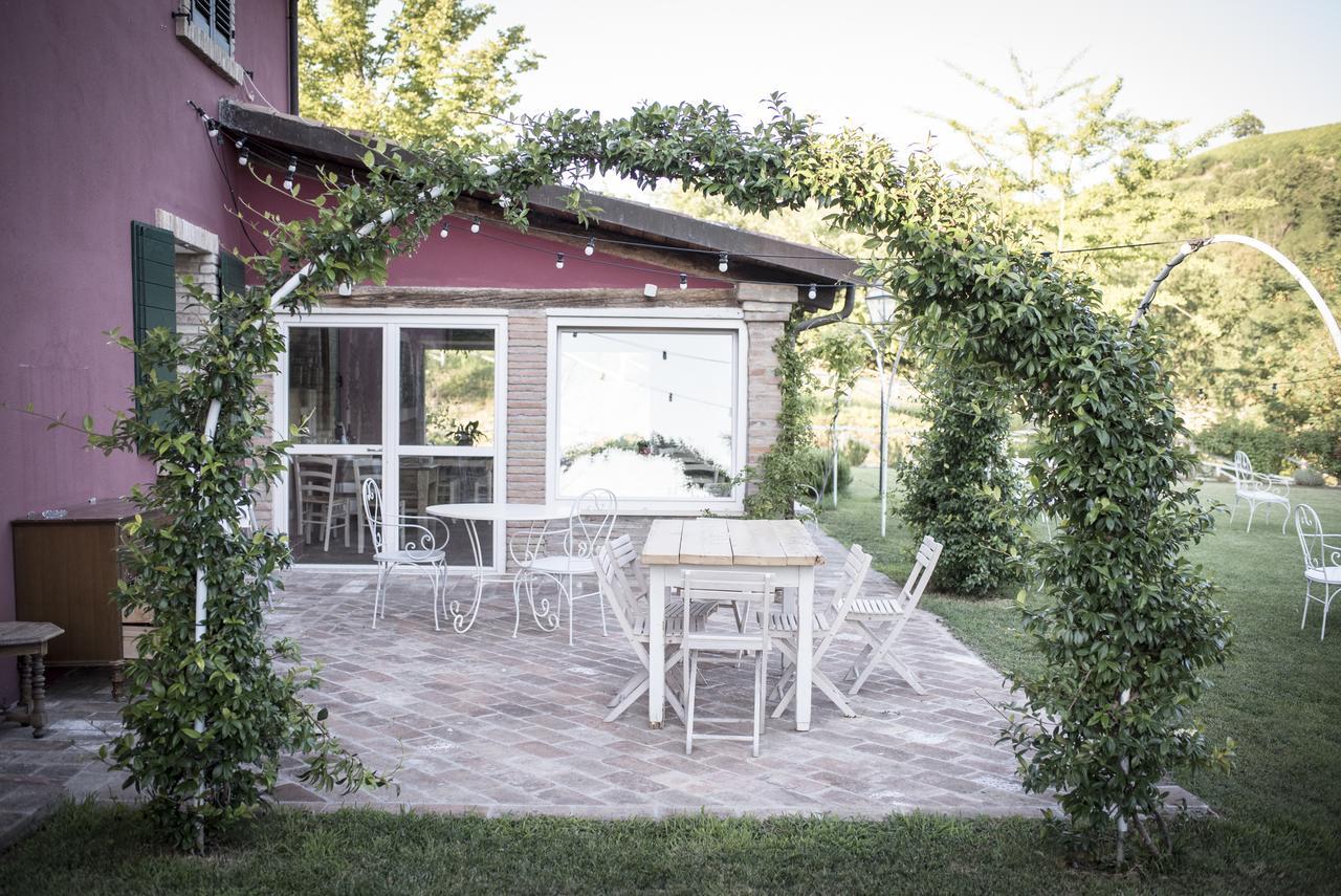 הוילה צ'זנה Agricola Casa Cucina Bottega מראה חיצוני תמונה